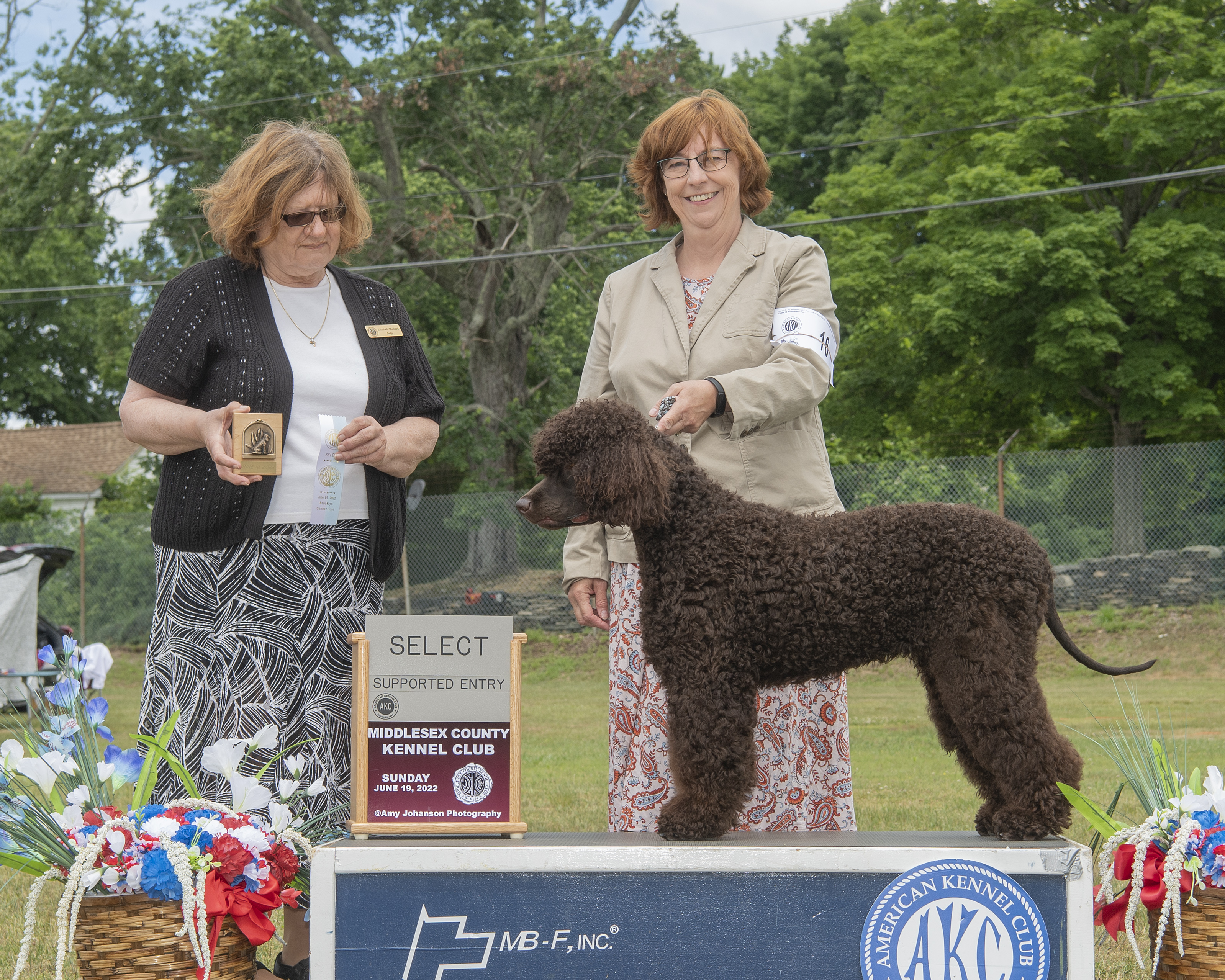 Polly wins Select